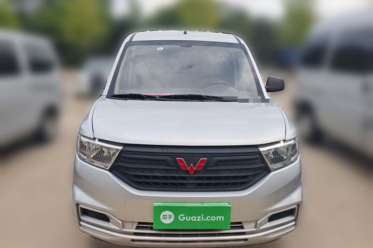 Used Wuling Hongguang V 2021 1.5L Jingqu Edition Enclosed-Window Vehicle LAR