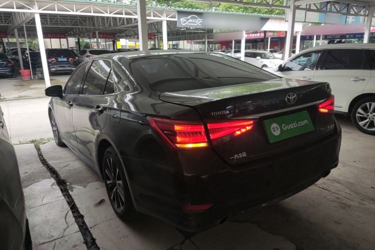 Used Toyota Crown 2018 2.0T Fashion Edition
