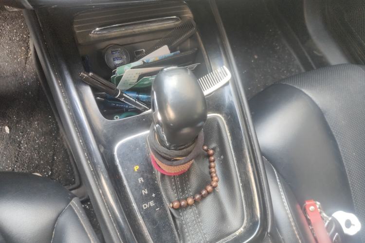 Used Roewe i5 2020 1.5L Automatic 4G Connect Luxury Flagship Edition
