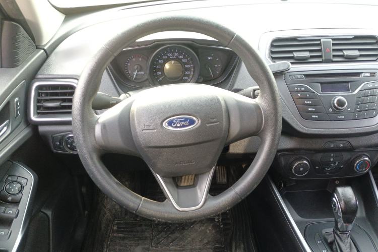 Used Ford Escort 2019 Revised 1.5L Automatic ZhiXiang Version China VI Standard Steering Wheel