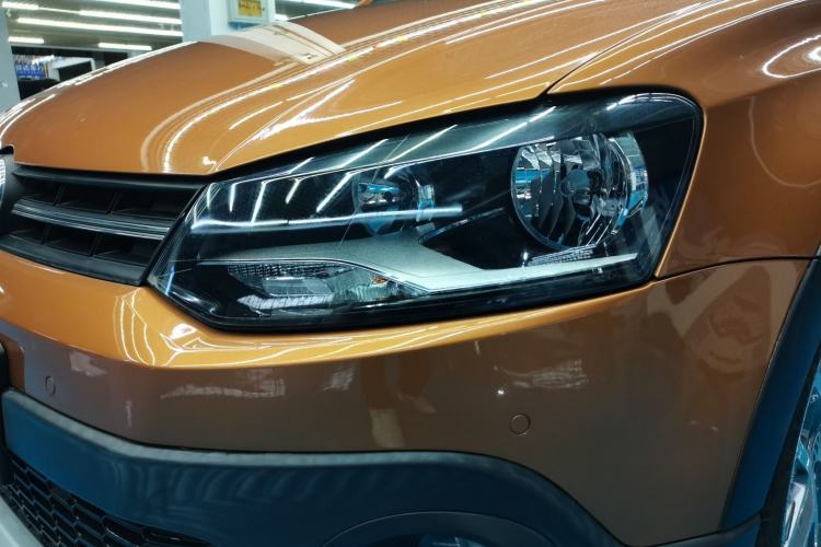 Used Volkswagen Polo 2016 1.6L Cross Polo Automatic Exterior 2