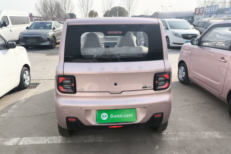 Used Geely Galaxy Panda 2024 Panda Mini 200km Endurance Bear Rear