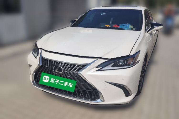 Used Lexus ES 2022 300h Excellence Edition