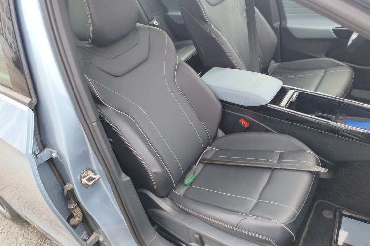 Used Volkswagen ID.4 X 2024 Pure & Smart Edition Right Front Seat