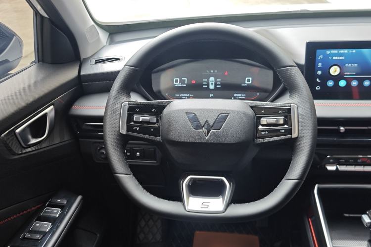 Used Wuling Alvez 2022 1.5T CVT Trendy & Cool Edition
