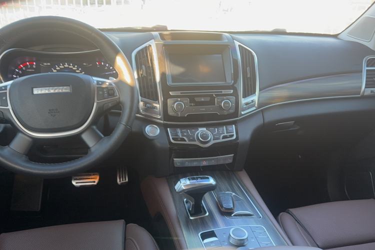 Used Haval H9 2017 2.0T Gasoline 4x4 Premium 5-Seater
