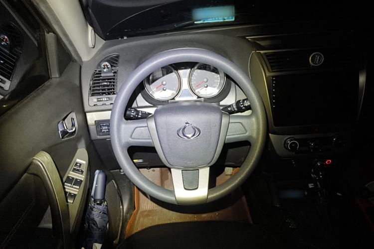 Used Geely Auto GX7 2015 Classic Edition 1.8L Manual New Urban Upgrade Version China V Standard