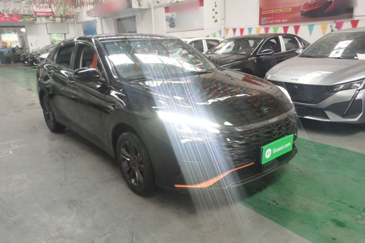 Used Dongfeng Aeolus Yixuan 2023 Mach Edition 1.5L Automatic Chasing Shadow Version Front Right 45 Deg
