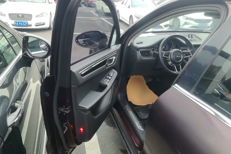 Used Zotye SR9 2017 2.0T Automatic Ultimate Light Edition