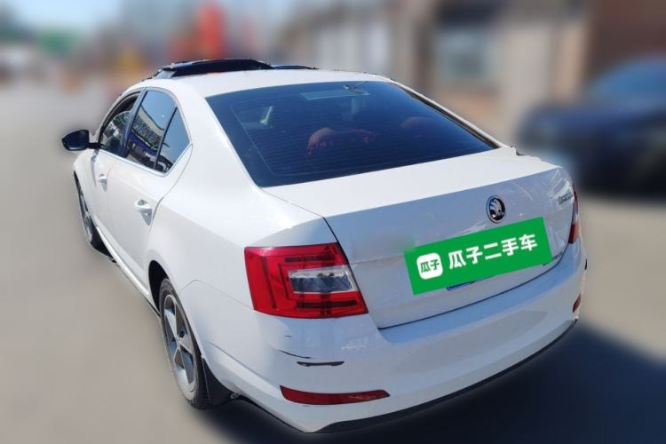Used Skoda Octavia 2015 1.6L Automatic Yijie Edition
