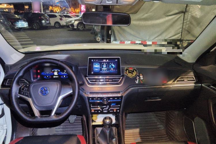 Used Venucia T60 2018 1.6L Manual Smart Cool Version China VI Standard