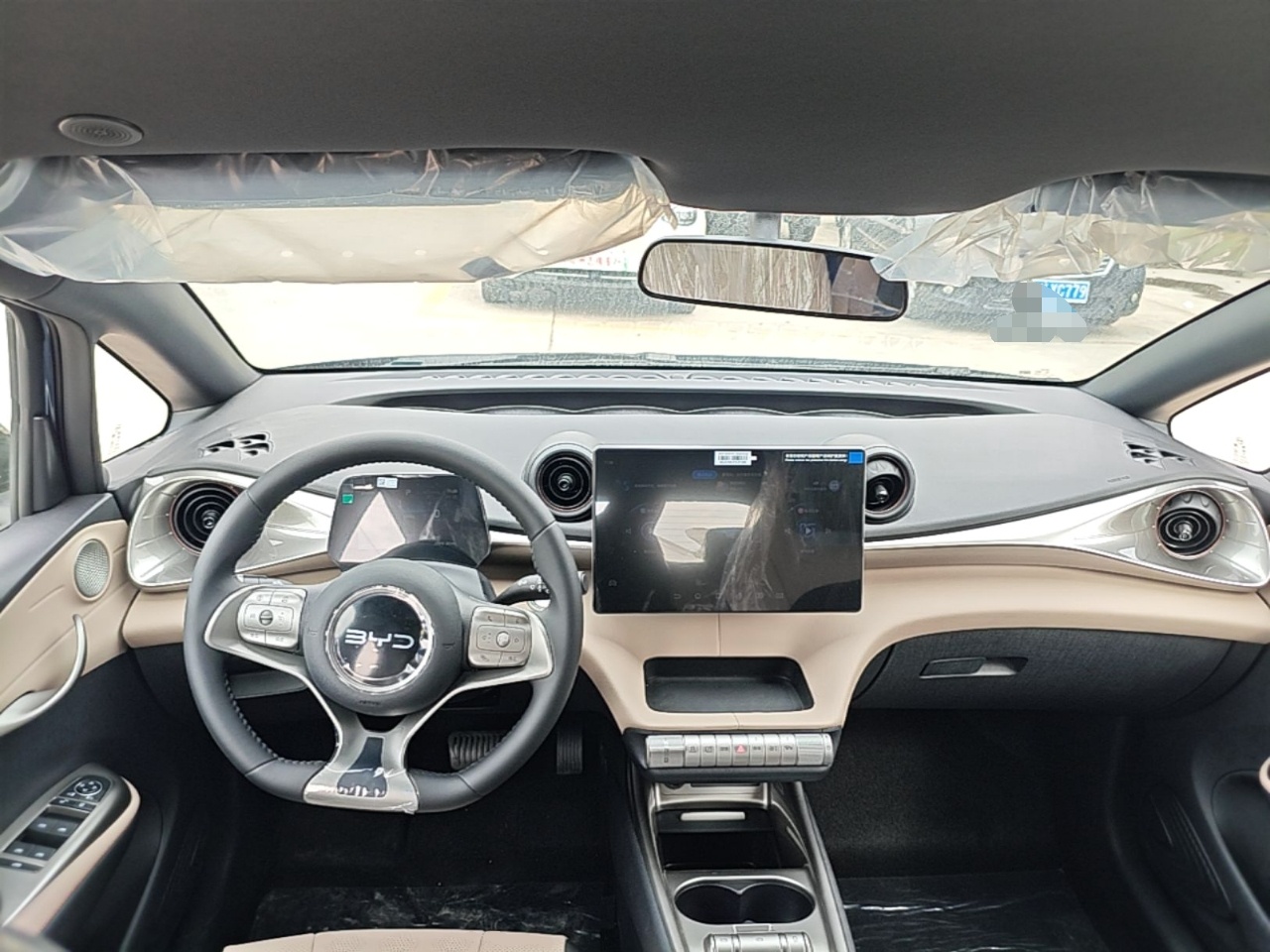 BYD Dolphin 2025 420km Free Edition — снимка 12
