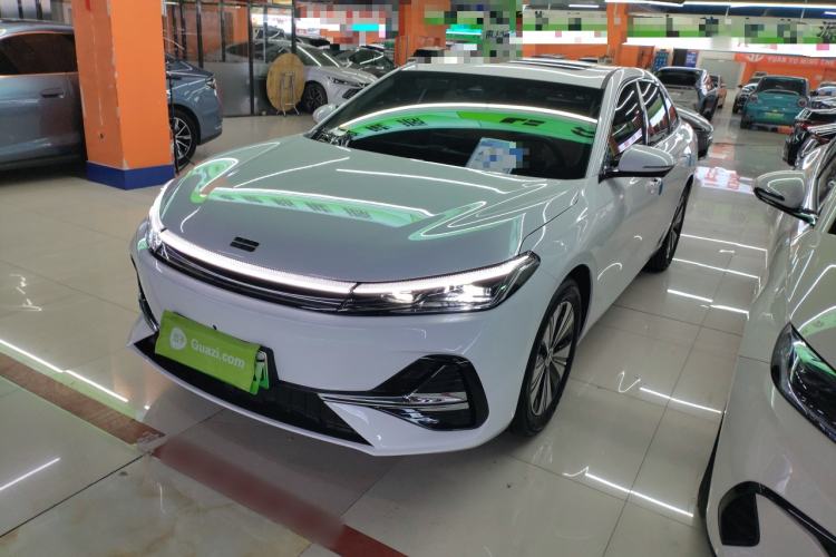 Used Geely Galaxy Galaxy A7 2025 Model EM-i 150km Prestige Edition
