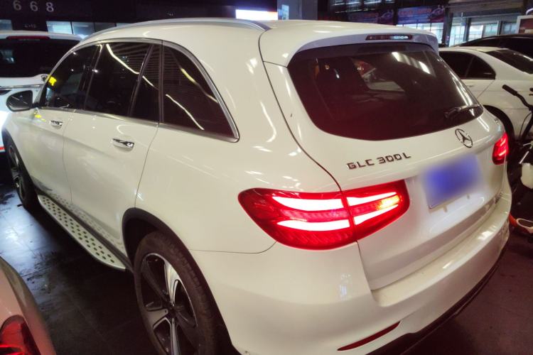 Used Mercedes-Benz GLC 2019 GLC 300 L 4MATIC Dynamic Model