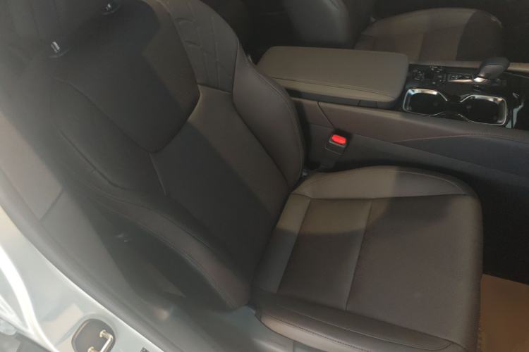 Used Lexus RX 2026 Model 350h Four-Wheel-Drive Chunxiang Edition
