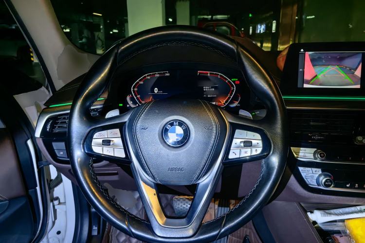 Used BMW 5 Series 2019 Facelifted 530Li Leading Edition Luxury Package
