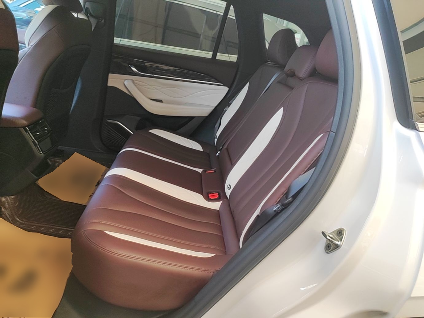 Geely Auto Monjaro L 2021 2.0TD DCT EVO Two-Wheel Drive Smart Luxury Version — снимка 20