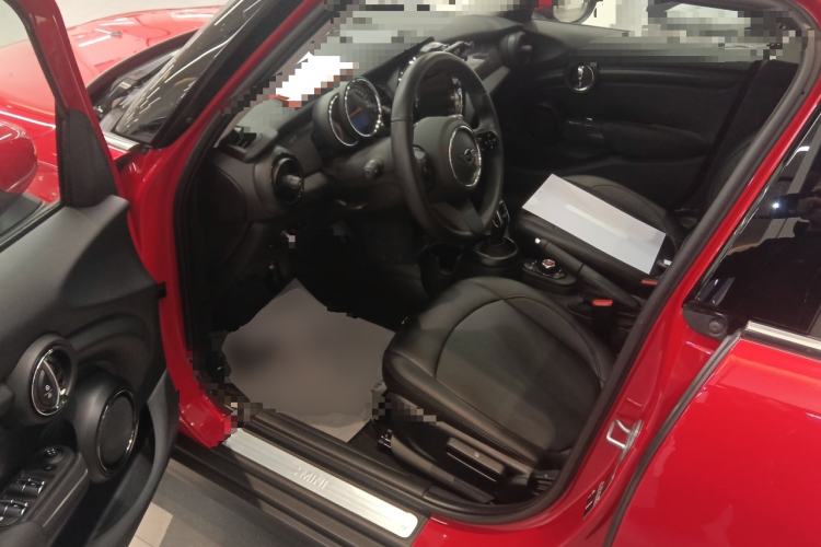 Used MINI 2023 1.5T ONE Five-Door Edition Driver Seat