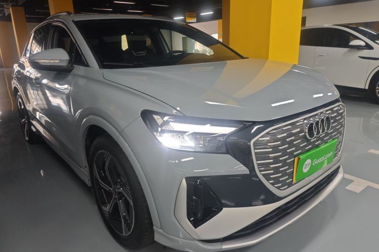 Used Audi Q4 e-tron 2022 50 e-tron quattro Visionary Edition
