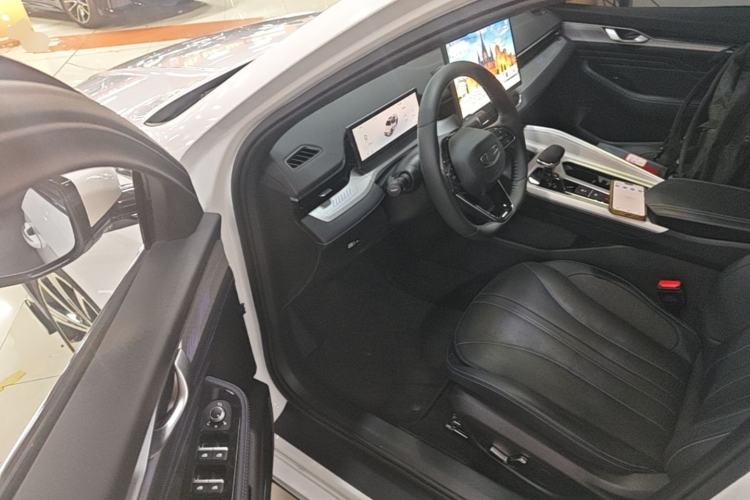Used Geely Auto Preface 2025 Dongfang Yao 1.5TD Kunlun Edition