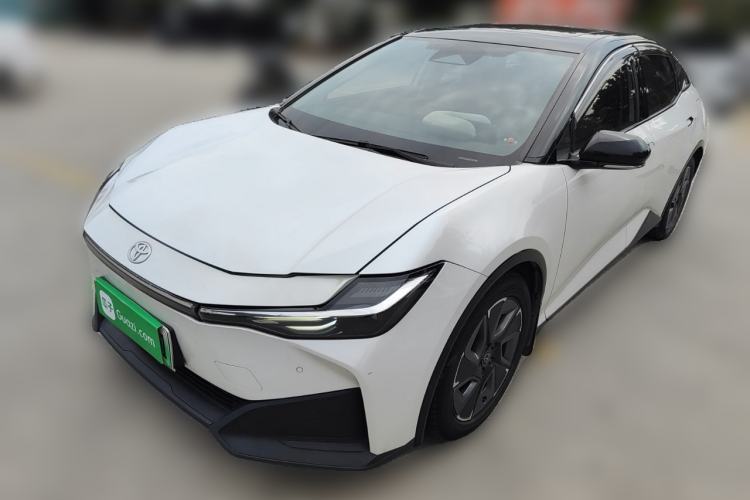 Used Toyota bZ3 2024 517 km Elite PRO