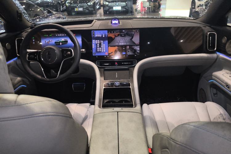 Used Hima AITO M9 2025 Extended-Range Ultra Version 52 kWh 6-Seater