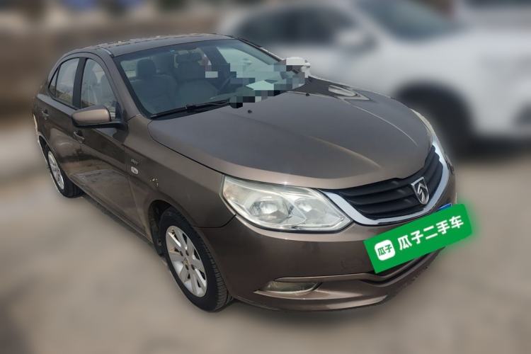 Used Baojun 630 2012 1.5L DVVT manual comfort version Front Right 45 Deg