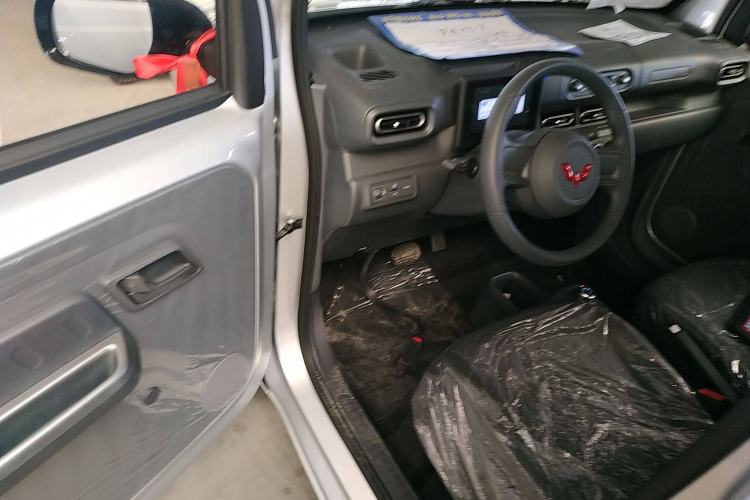 Used Wuling Zhiguang New Energy 2025 Standard Model