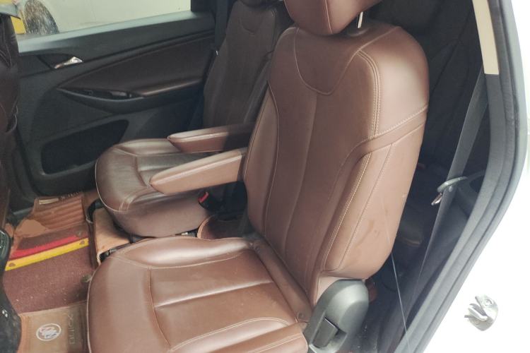 Used Buick GL6 2018 18T 6-Seater Prestige Model Left Rear Seat