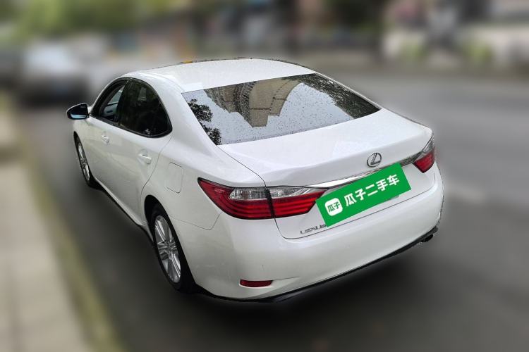 Used Lexus ES 2014 250 Elite Edition Rear Left 45 Deg