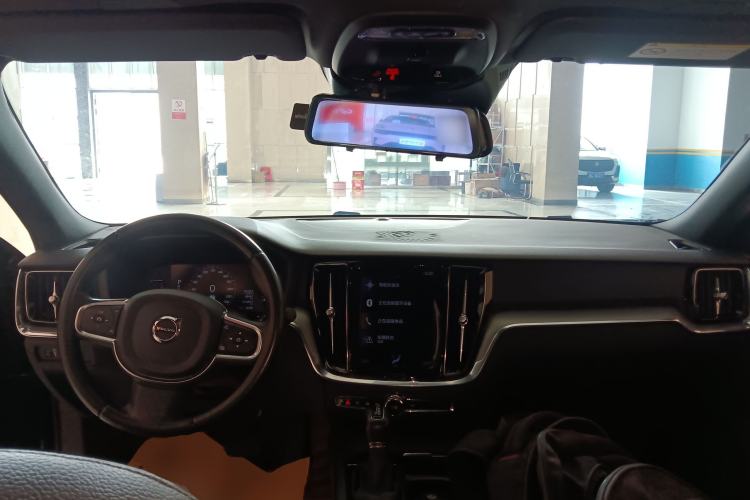 Used Volvo S60 2021 T4 Zhiyi Luxury Edition