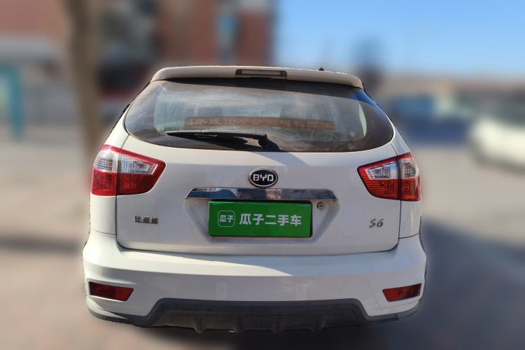 Used BYD S6 2013 Jingyue Edition 2.0L Manual Luxury Model 5 Seats