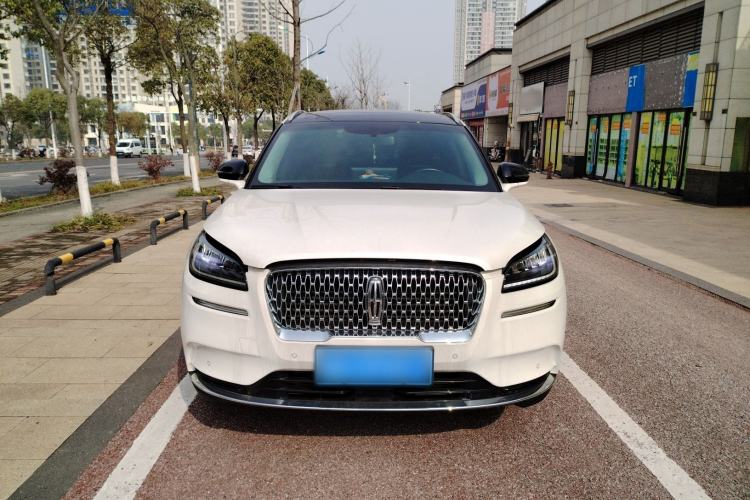 Used Lincoln Corsair 2022 2.0T Two-Wheel Drive Deluxe Edition
