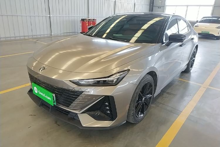 Used CHANGAN UNI-V iDD 2023 ZhiDian iDD 1.5T 113km ZhiKu Model