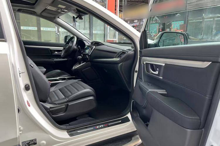 Used Honda CR-V 2021 240TURBO CVT Two-Wheel Drive Urban Edition Interior 4