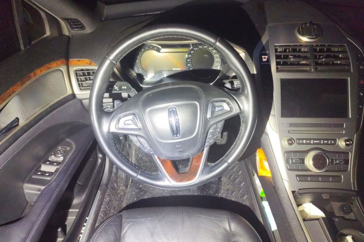 Used Lincoln MKZ 2017 2.0T Luxury Edition
