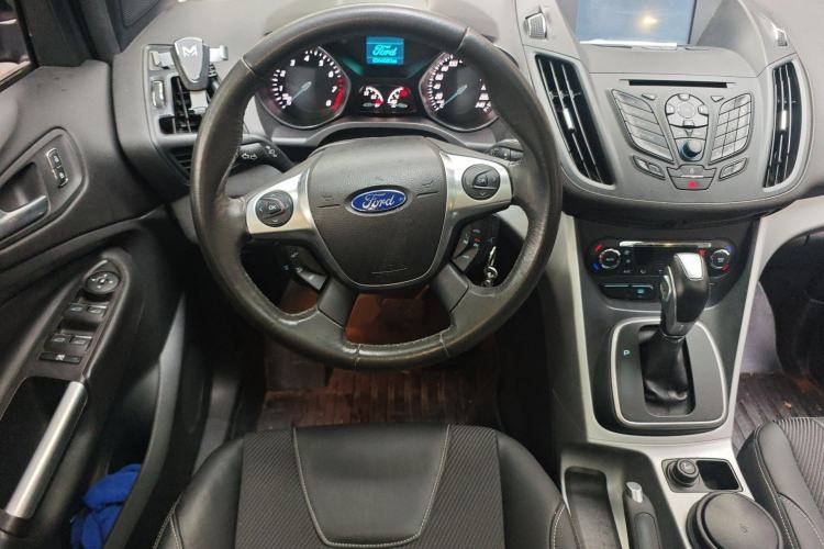 Used Ford Kuga 2013 1.6L GTDi Two-Wheel-Drive Trend Model Steering Wheel