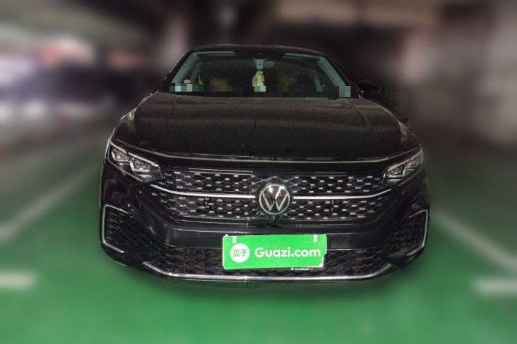 Used Volkswagen Passat 2023 Restyled 330TSI Starry Luxury Edition