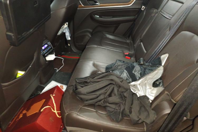 Used Roewe RX8 2018 30T Smart Connectivity Two-Wheel Drive Flagship Edition