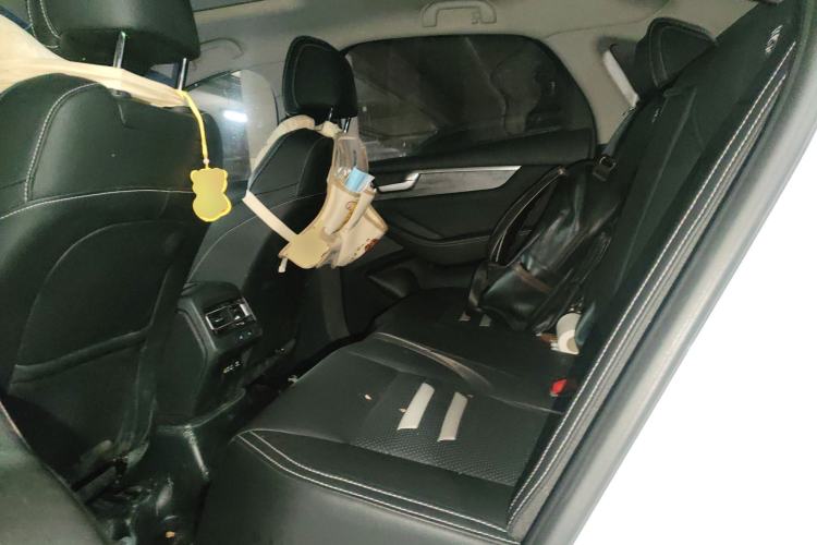 Used BYD Qin Pro New Energy 2019 EV Super Edition High-Power Long-Range Smart-Connected Cutting-Edge Model Left Rear Seat