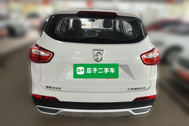 Used Baojun 510 2017 1.5L manual Comfort trim Rear