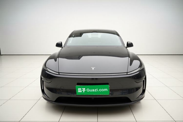 Used Tesla Model Y 2025 Long-Range All-Wheel Drive First Edition Exterior 1