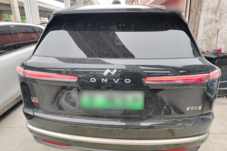 Used ONVO Luxeed L90 2025 Model—Ultra Six-Seater Version
