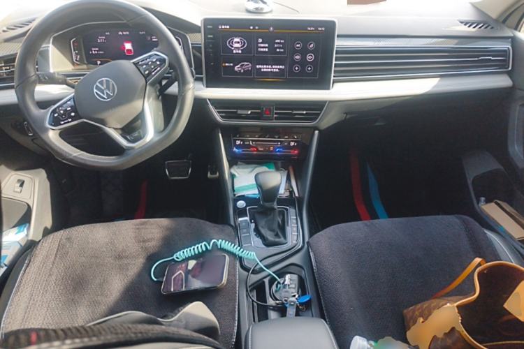 Used Volkswagen Tiguan L 2022 330TSI Automatic Two-Wheel Drive R-Line Enhanced Edition