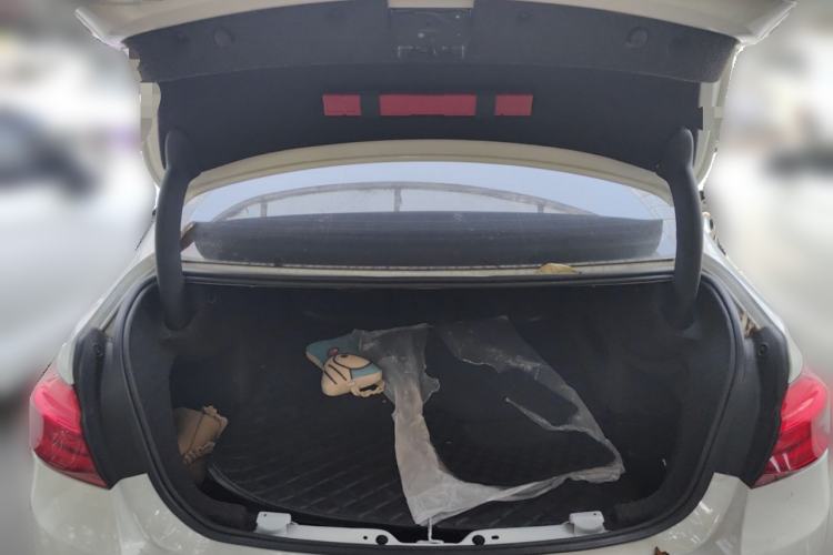 Used BMW 3 Series 2016 320Li Fashion Model Trunk