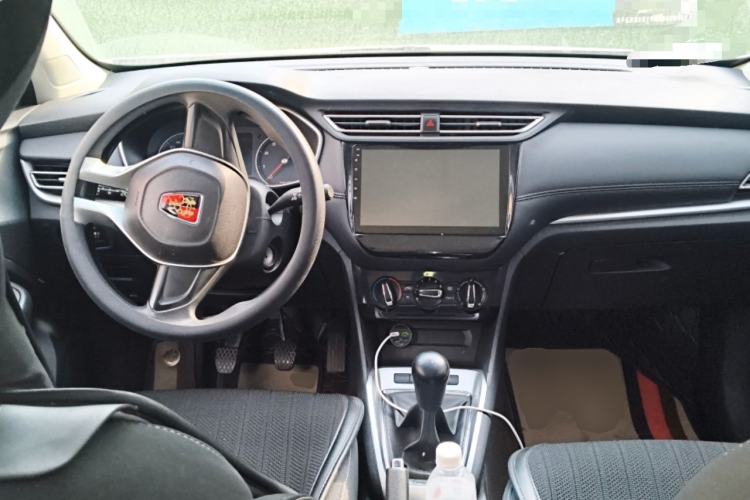 Used Roewe RX3 2020 1.6L Manual - Ultra-Fresh Entry Version Center Console