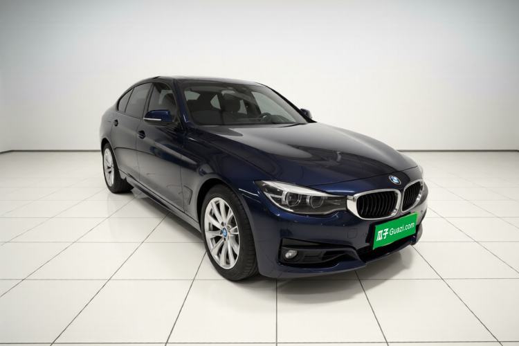 Used BMW 3 Series GT 2019 320i Sport Edition Exterior 2