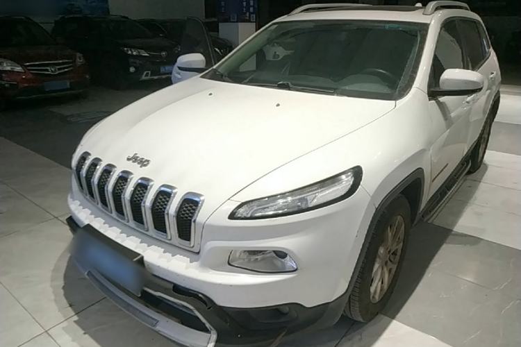 Used Jeep Cherokee 2017 2.0L Superior Edition
