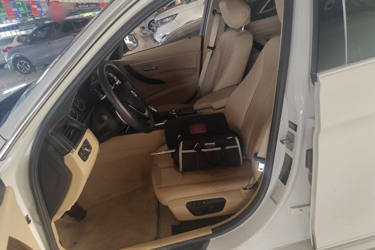 Used BMW 3 Series 2013 Facelift 328Li Luxury Design Package Left Front Seat