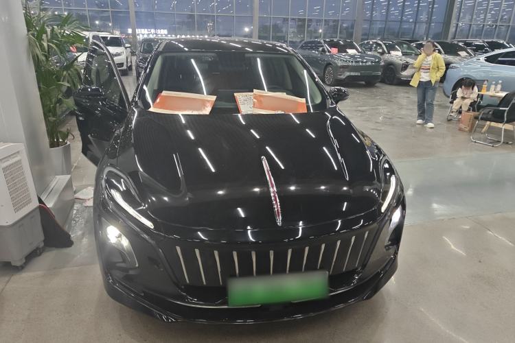 Used Hongqi E-QM5 2021 Charging Version Flagship Edition Exterior 4
